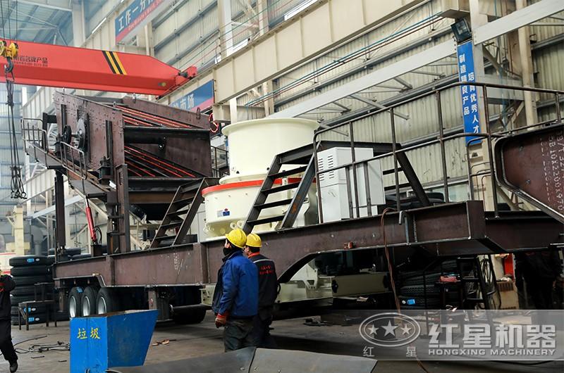 時產200噸小型移動破碎車，配制砂機，專業廠家，價格實惠