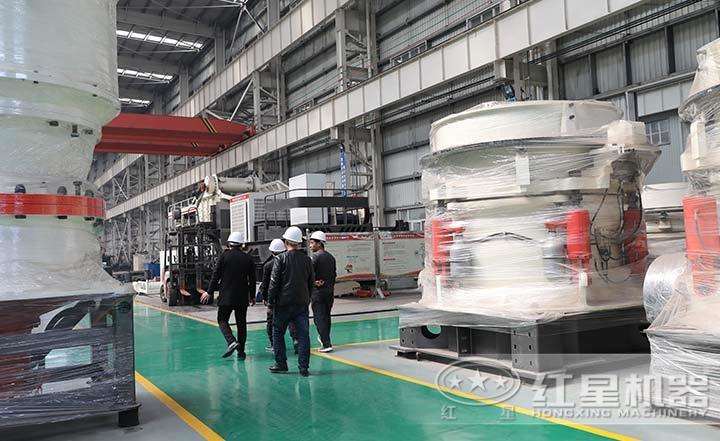多缸液壓圓錐破碎機，自動化程度高，液壓馬達調整排料口